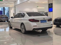 BMW 5 Series Facelift 530Li Luxury Edition Premium Package - ფოტო 5