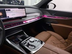 BMW 7 Series 740Li Luxury Package - ფოტო 16