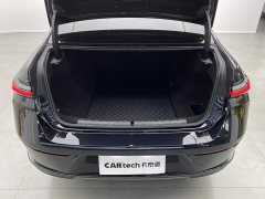BMW 7 Series 740Li Luxury Package - ფოტო 3