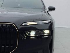BMW 7 Series 740Li Luxury Package - ფოტო 6