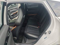 Changan UNI-V 1.5T Premium Edition - ფოტო 18
