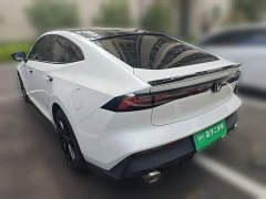 Changan UNI-V 1.5T Premium Edition - ფოტო 4
