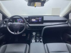 Toyota Camry Hybrid 2.0 HSE Sport Lite - ფოტო 15
