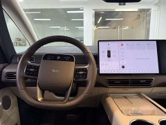 Li Auto Li Xiang MEGA Ultra - ფოტო 15
