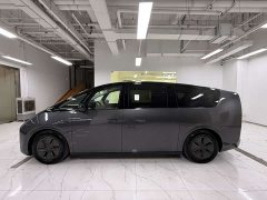 Li Auto Li Xiang MEGA Ultra - ფოტო 3