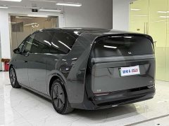 Li Auto Li Xiang MEGA Ultra - ფოტო 4