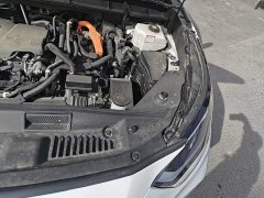 Toyota Highlander Hybrid 2.5L AWD Premium 7-Seater - ფოტო 19