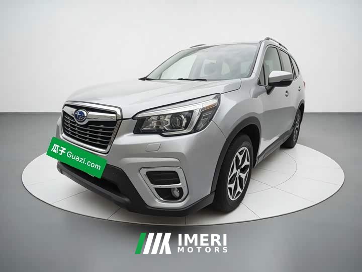 Subaru Outback 2.0i Luxury EyeSight - car from China