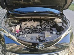 Toyota Sienna 2.5L Hybrid Platinum Edition - фото 10