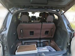 Toyota Sienna 2.5L Hybrid Platinum Edition - фото 9