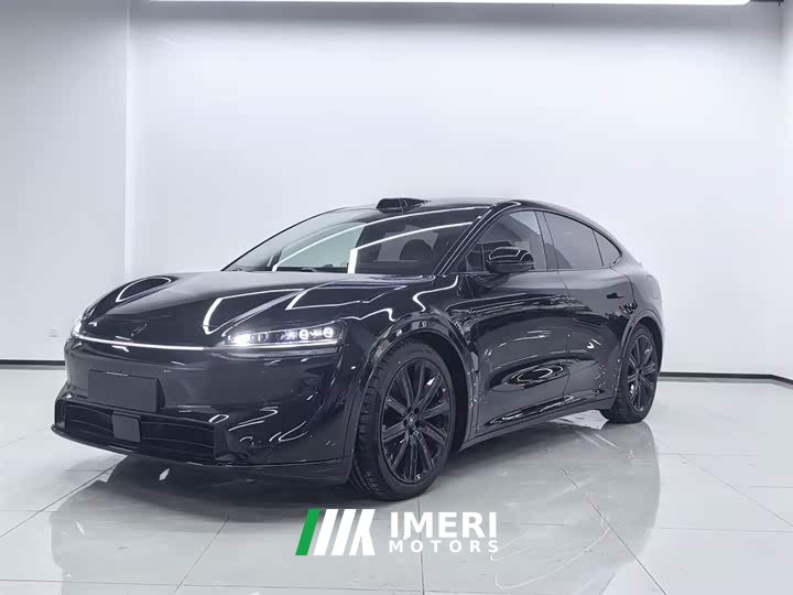 Luxeed Zhiji R7 Pure Electric Ultra (192-channel LiDAR) - автомобиль из Китая