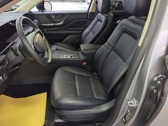 Lincoln Explorer 1.5T Two-Wheel Drive Prestige Hybrid - photo 14