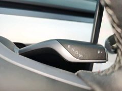 Tesla Model Y Rear-Wheel Drive - ფოტო 13
