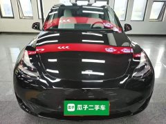 Tesla Model Y Rear-Wheel Drive - ფოტო 2