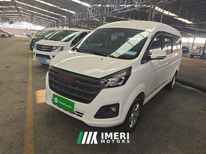 SRM Shineray 2.0L 9 - автомобиль из Китая