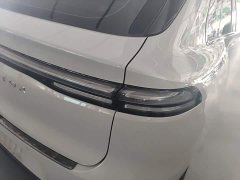 Leapmotor C10 530 Smart Comfort Edition - ფოტო 7