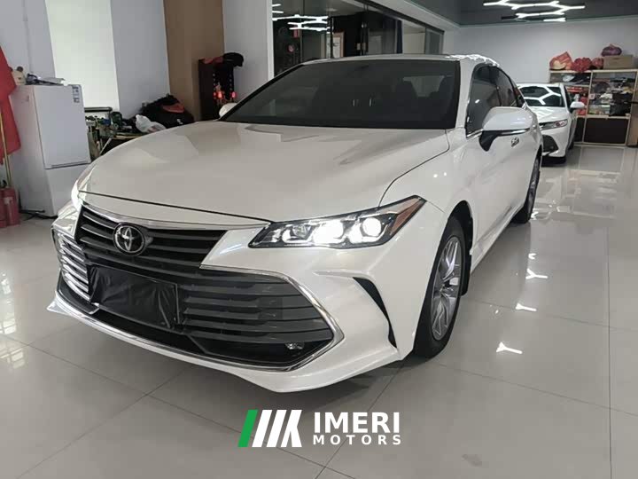 Toyota Avalon 2.5L Luxury