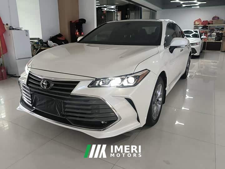 Toyota Avalon 2.5L Luxury