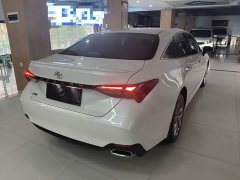 Toyota Avalon 2.5L Luxury - ფოტო 6