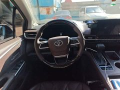 Toyota Gravia 2.5L Hybrid Comfort Edition - photo 2