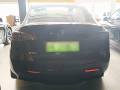 Tesla Model Y Rear-Wheel Drive - ფოტო 5