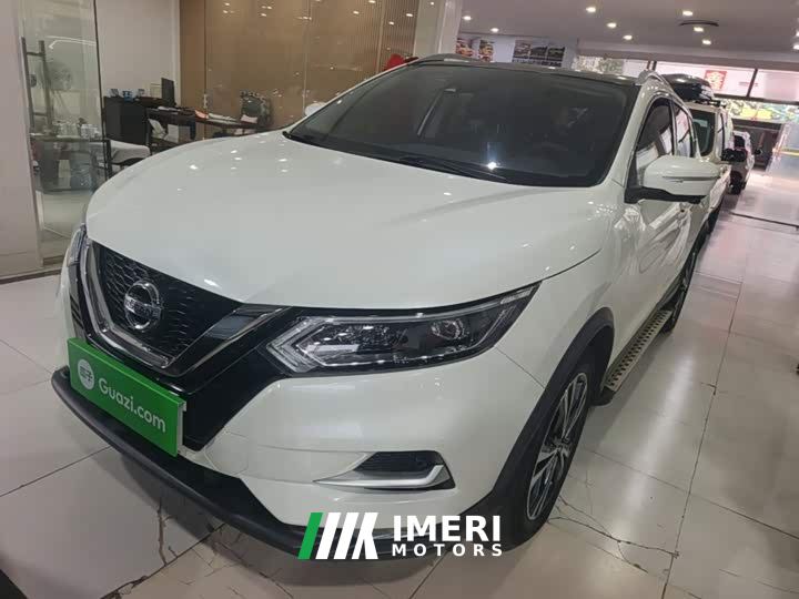 Nissan Qashqai 2.0L CVT Luxury