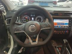 Nissan Qashqai 2.0L CVT Luxury - ფოტო 10