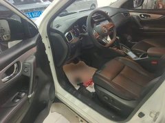 Nissan Qashqai 2.0L CVT Luxury - ფოტო 15