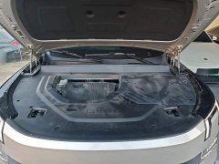 Lynk & Co 900 1.5T Ultra 6-Seater - ფოტო 19