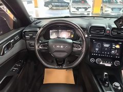 Lynk & Co 03 1.5T DCT Pro - ფოტო 10