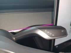 Tesla Model Y Rear-Wheel Drive - ფოტო 13