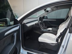 Tesla Model Y Rear-Wheel Drive - ფოტო 14