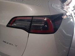 Tesla Model Y Rear-Wheel Drive - ფოტო 7