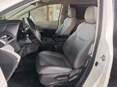 Toyota Grevias 2.5L Hybrid Luxury - фото 14