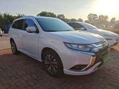 Mitsubishi Outlander Facelift 2.0L FWD Comfort 5-Seater - фото 3