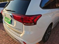 Mitsubishi Outlander Facelift 2.0L FWD Comfort 5-Seater - фото 7
