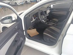 Volkswagen Bora 200TSI DSG Comfort Edition - ფოტო 15
