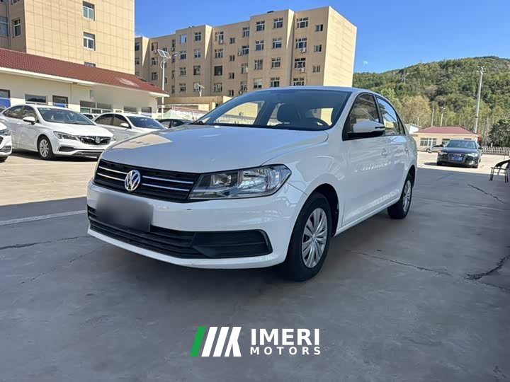 Volkswagen Santana 1.5L Manual Fashion Edition National VI - car from China
