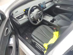 BYD Seagull 05 DM-i 128KM Luxury Edition - ფოტო 15