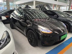Tesla Model Y Facelift Rear-Wheel Drive - photo 3