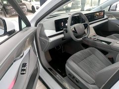 Voyah Lantu Zhaoguang Four-Wheel Drive Flagship - ფოტო 15