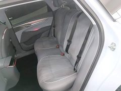 Voyah Lantu Zhaoguang Four-Wheel Drive Flagship - ფოტო 16