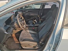 Buick Weilan 6 Plug-in Hybrid Connected Smart Edition - ფოტო 14