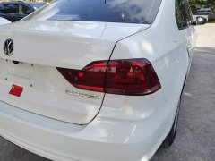 Volkswagen Santana 1.5L Manual Fashion Edition - фото 7