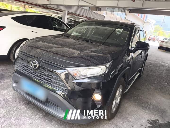 Toyota RAV4 2.0L CVT FWD Urban Edition