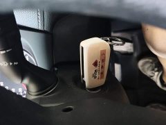 Toyota RAV4 2.0L CVT FWD Urban Edition - photo 16