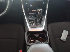 Toyota RAV4 2.0L CVT FWD Urban Edition - photo 9