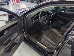 Volkswagen Passat 380TSI Premier - ფოტო 15