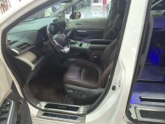 Toyota Sienna 2.5L Hybrid Premium Edition - ფოტო 14