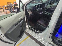 Toyota Sienna 2.5L Hybrid Premium Edition - ფოტო 15